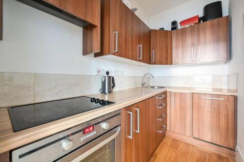 Merrow Street, Elephant and Castle... 1 bed flat for sale