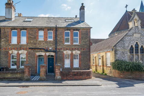 Burgess Road, Basingstoke 4 bed end of terrace house for sale
