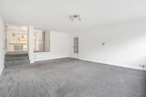 Leigh Court, Harrow on the Hill... 2 bed apartment for sale