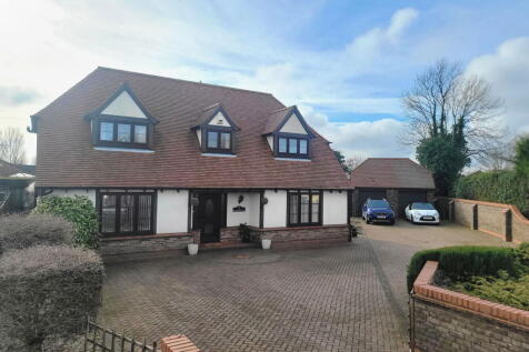 Sea Road, Skegness PE24 4 bed detached bungalow for sale