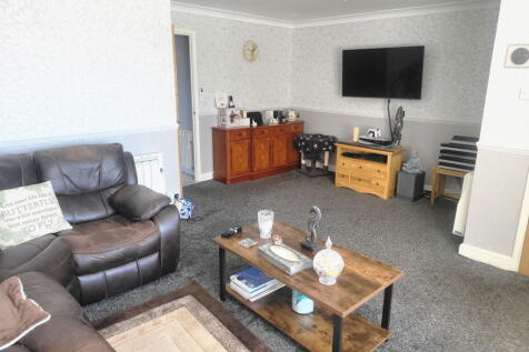 Connaught Drive, Skegness PE24 2 bed detached bungalow for sale