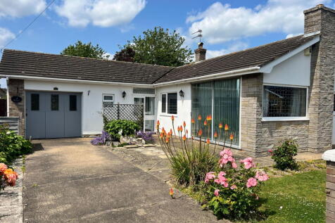 Prince Avenue, Skegness PE24 2 bed detached bungalow for sale
