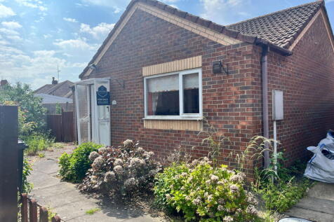 Brian Avenue, Skegness PE25 1 bed detached bungalow for sale
