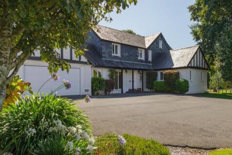 7 bedroom detached house for sale