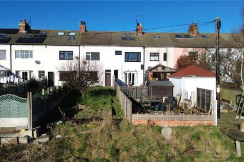 Mount Pleasant, Guisborough 3 bed terraced house for sale