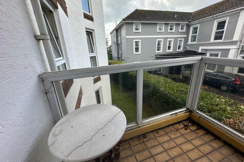 Falkland Road, Torquay, TQ2 5LU 1 bed flat for sale