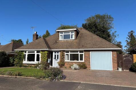 3 bedroom detached bungalow for sale