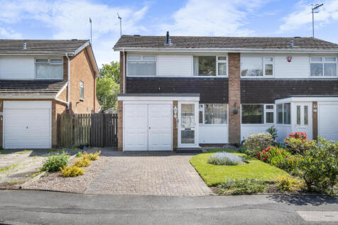 Hartford Road, Bromsgrove. B60 2HD 3 bed semi