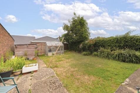 2 bedroom bungalow for sale