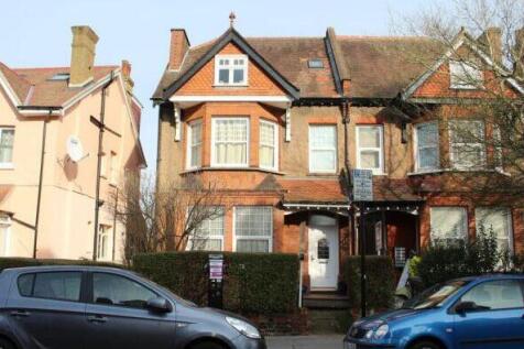 18 Upper Grove, London SE25 2 bed flat for sale
