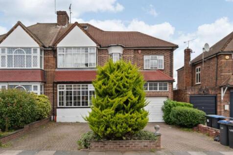 6 bedroom semi-detached house for sale