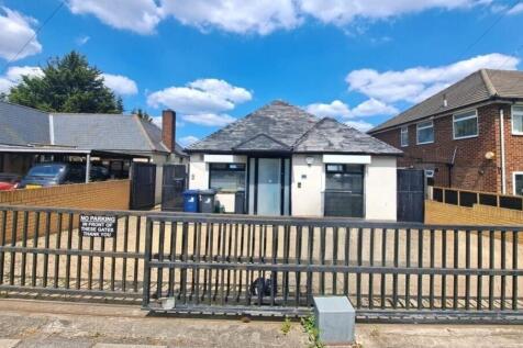 Greenford UB6 7 bed bungalow for sale