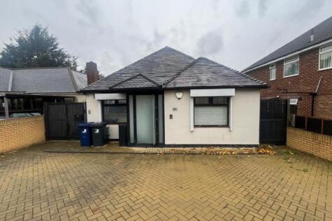 Greenford UB6 7 bed bungalow for sale