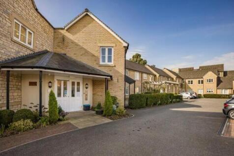 Beecham Lodge, Cirencester GL7 1 bed flat for sale