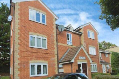 Slough SL3 2 bed flat for sale