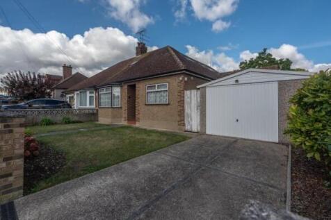 4 bedroom semi-detached bungalow for sale