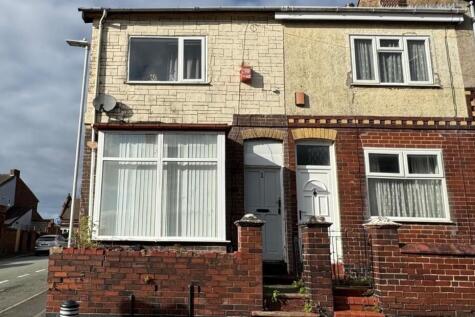 2 bedroom end of terrace house for sale