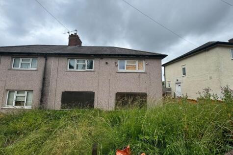 2 bedroom semi-detached house for sale