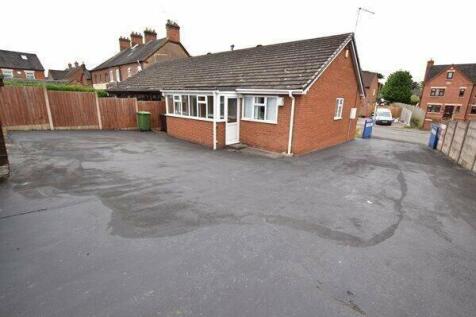 Shrewsbury Road, Market Drayton TF9 3 bed bungalow for sale