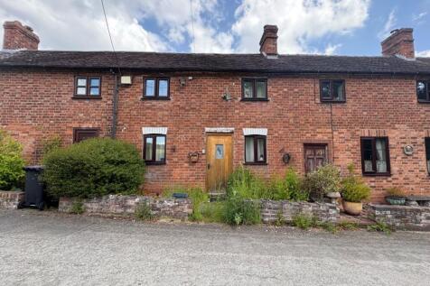 Much Wenlock TF13 2 bed terraced house for sale