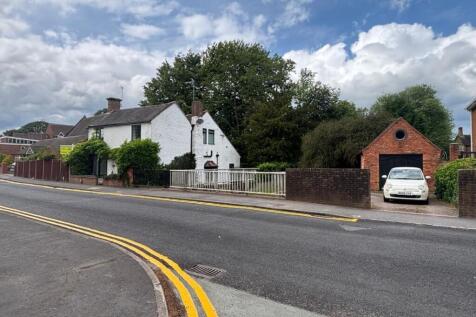 New Road, Stafford ST19 4 bed detached house for sale