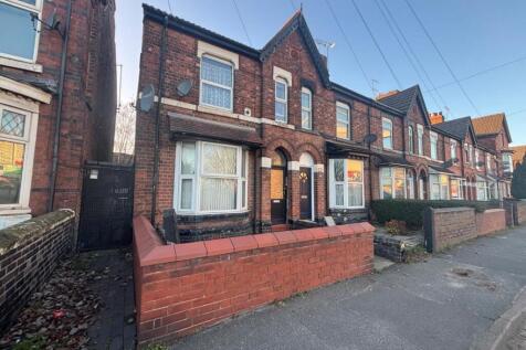 3 bedroom town house for sale