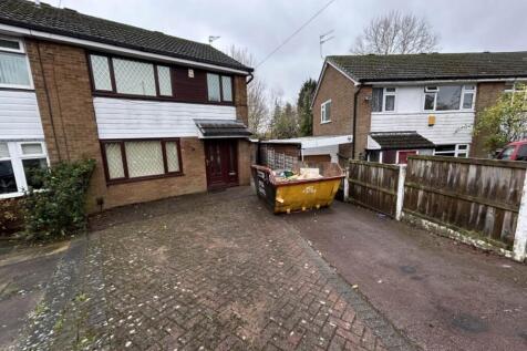 58 Phyllis Street, Manchester, M24 2AQ 3 bed semi