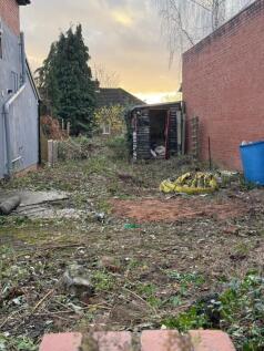 Belper Row, Dudley DY2 1 bed property with land for sale