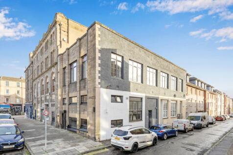 Trafalgar Lane, Leith, Edinburgh, EH6 4 bed penthouse for sale