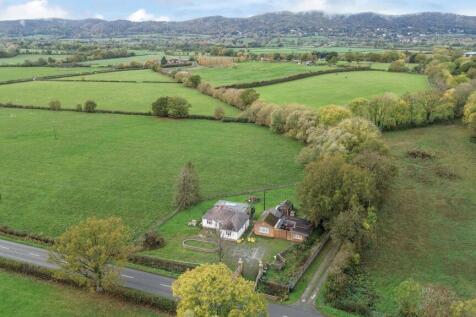 Welland, Malvern, WR13 3 bed detached bungalow for sale