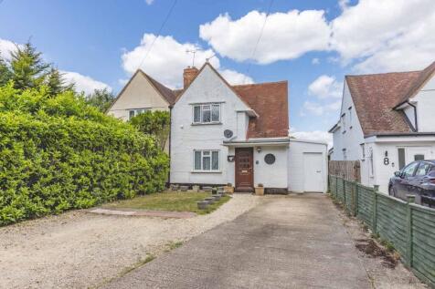 Rogers Lane, Stoke Poges SL2 3 bed semi