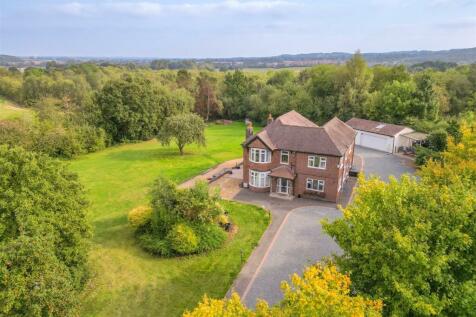 6 bedroom detached house for sale