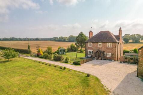 Robies Gorse Farm, Nuneaton CV13 3 bed detached house for sale