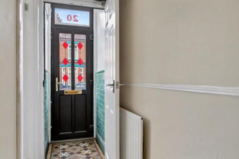 St. Osburgs Road, Coventry CV2 2 bed terraced house for sale