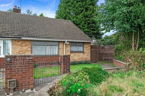 2 bedroom semi-detached bungalow for sale