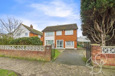 Seaview Avenue, West Mersea CO5 3 bed detached house for sale