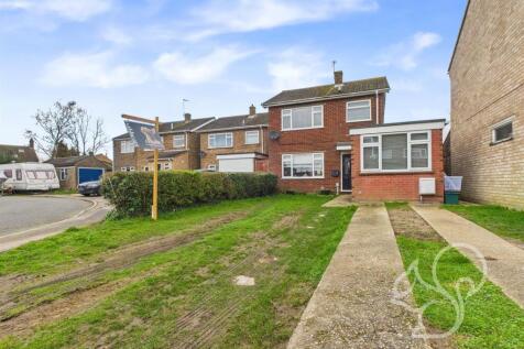 Reymead Close, West Mersea CO5 4 bed detached house for sale