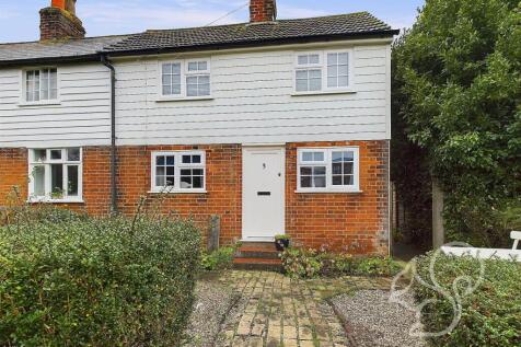 Coast Road, West Mersea CO5 2 bed cottage for sale
