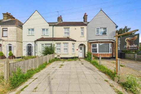 Mill Road, Colchester CO5 3 bed terraced house for sale