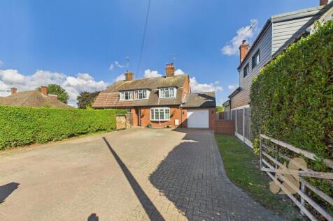 Mersea Avenue, West Mersea CO5 3 bed semi