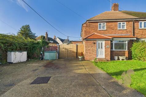 Churchfields, Colchester CO5 2 bed house for sale