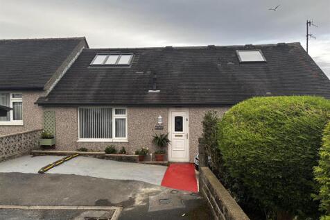 3 bedroom semi-detached bungalow for sale