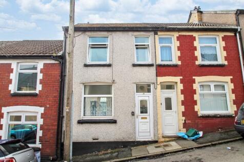 Abertillery NP13 2 bed terraced house for sale
