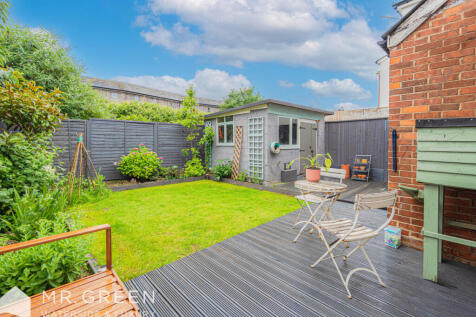 2 bedroom end of terrace house for sale
