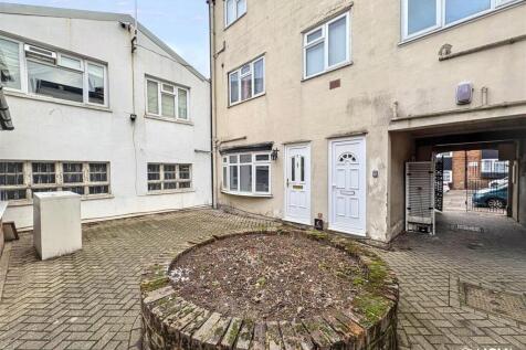 Studio apartment for sale