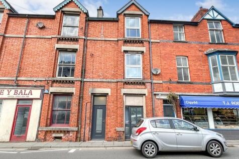 Station Road, Bala 4 bed terraced house for sale