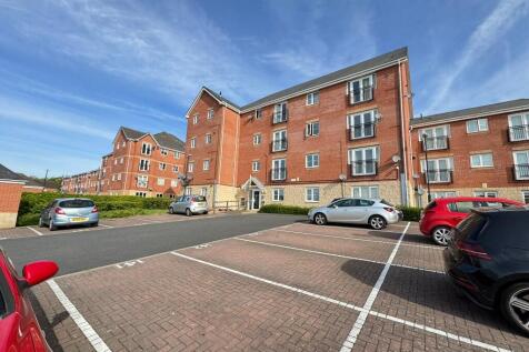 2 bedroom ground floor flat for sale