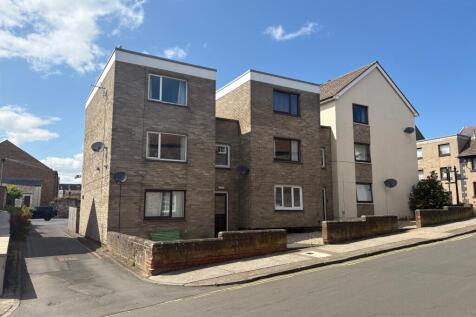 Ravensdowne, Berwick upon Tweed 2 bed flat for sale