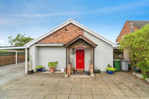 3 bedroom bungalow for sale