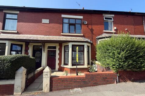 Blackamoor Road, Guide, Blackburn 3 bed house for sale